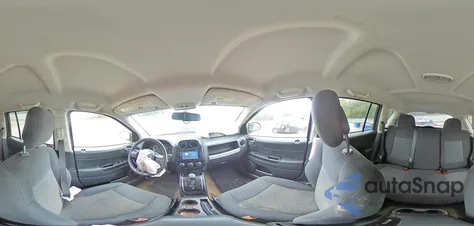 2016 Jeep Compass Sport из США, поврежденный, VIN 1C4NJCBB7GD716853